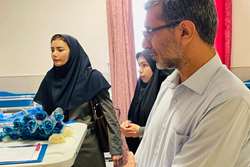 بازدید معاون محترم شبکه بهداشت میناب از بخش زنان و زایمان بیمارستان حضرت ابوالفضل(ع)
